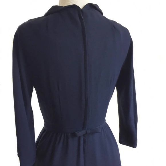 Vintage 1960s Crepe Office Dress by Ben Barrack New York - Picture 4 of 7